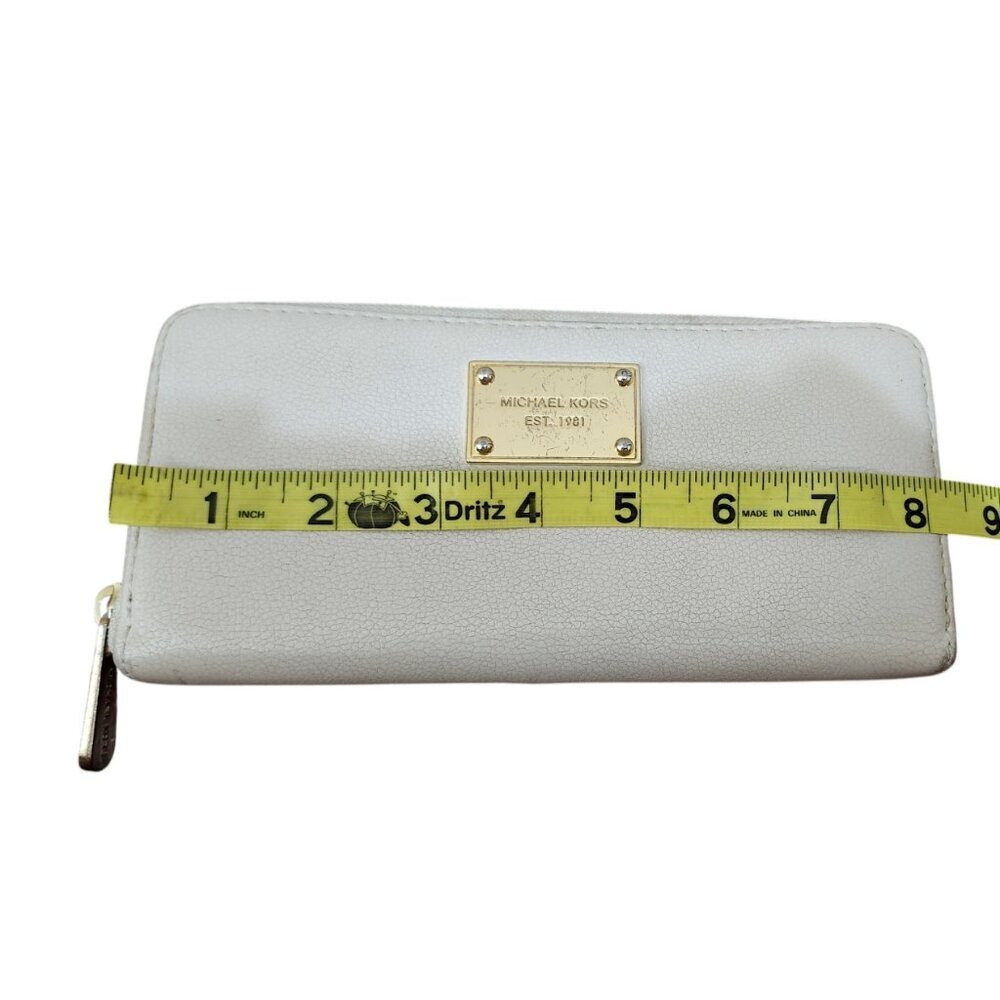 Michael Kors Off White Zip Around Jet Set Large Wallet - Picture 5 of 7